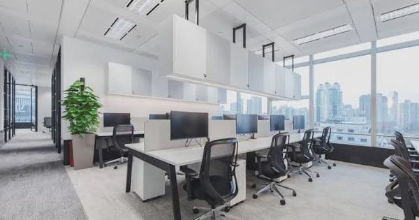 Văn phòng TP.HCM: Khách thuê tăng, giá thuê vẫn giảm