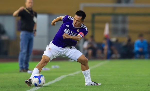 Văn Quyết: Phải giữ niềm tự hào Hà Nội FC ở sân Hàng Đẫy