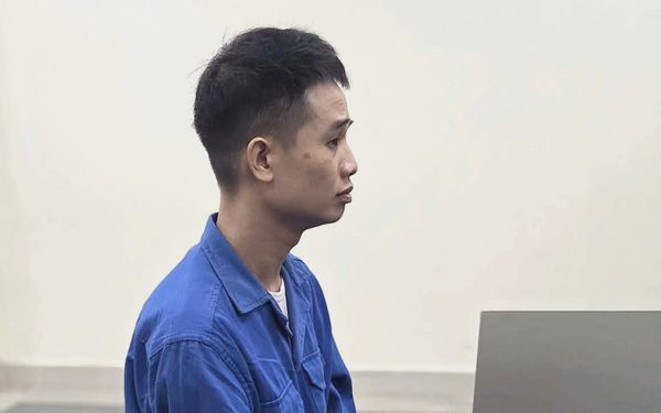 Vào nhóm ‘chém gió xả xì tress’ người phụ nữ bị nhân viên ngân hàng dỏm lừa 3,2 tỉ, nhận 6 sổ tiết kiệm giả