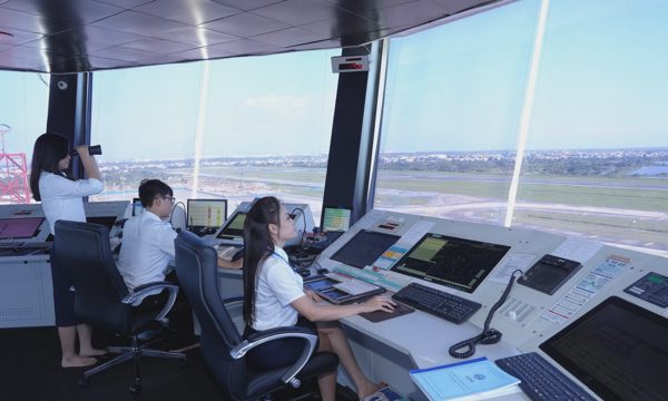 Vật thể bay gần sân bay Cát Bi khiến 3 chuyến bay bị ảnh hưởng