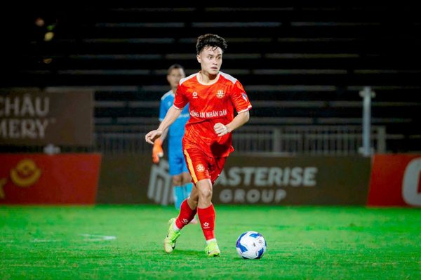 “Vất vả tuổi trẻ để sau này không phải hối tiếc”