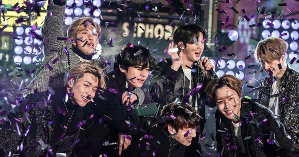 Vé concert BTS 'hét giá' gấp 30 lần, Tổng thống Hàn Quốc tuyên bố truy đến cùng