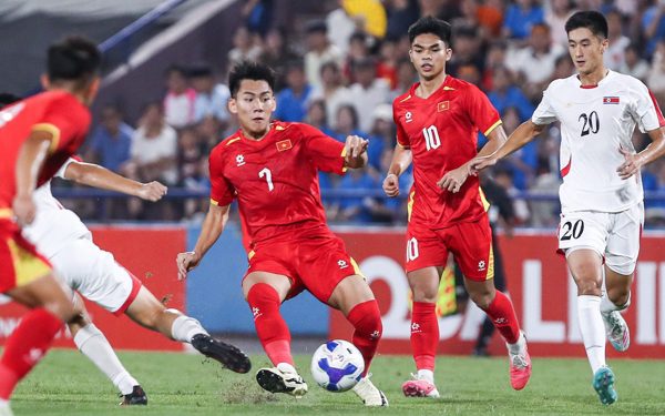 Vé xem U23 Việt Nam đấu U23 Thái Lan cao nhất 400.000 đồng