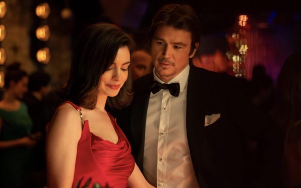 Verity của Anne Hathaway doanh thu ổn nhưng chỉ là 'bản sao hạng hai' The Housemaid?