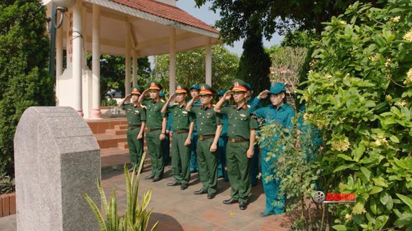 "Vì nhân dân quên mình" - mạch nguồn làm nên vẻ đẹp người lính