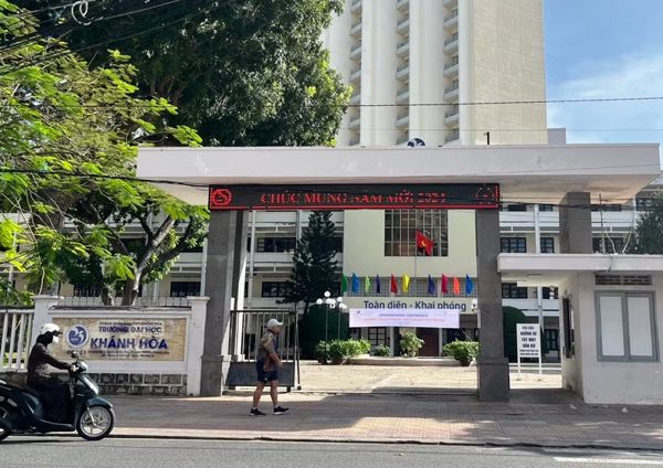 Vì sao đề xuất nhập Trường Đại học Khánh Hòa vào Trường Đại học Nha Trang?