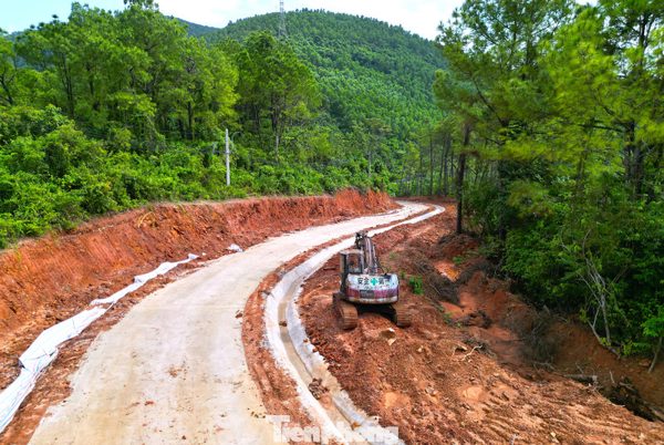 Vì sao dự án nghĩa trang hàng chục tỷ đồng ở Huế 6 năm vẫn dang dở?
