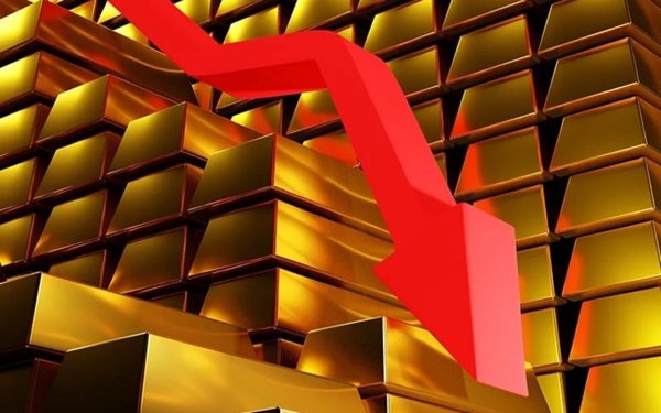 Vì sao giá vàng 'bốc hơi' hơn 100 USD/ounce?