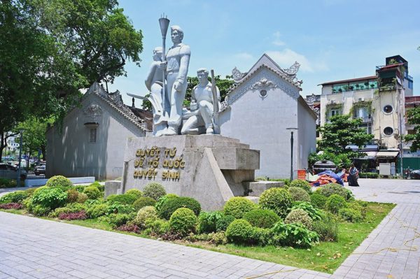 Vì sao Hà Nội di dời tượng đài 'Quyết tử để Tổ quốc quyết sinh'?