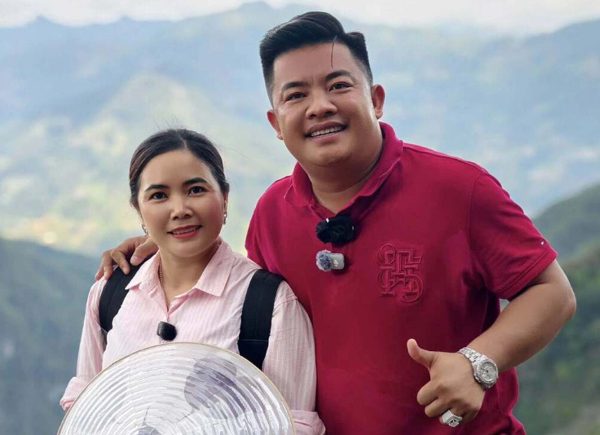 Vì sao Hải Sapa TV, Huấn Hoa Hồng thu trăm tỷ bán hàng online dù chỉ là 'giang  hồ mạng'?