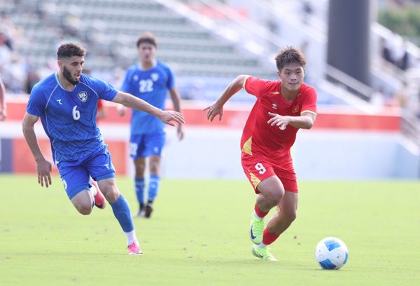 Vì sao HLV Kim Sang Sik không dẫn dắt U23 Việt Nam đấu Qatar, Thái Lan?