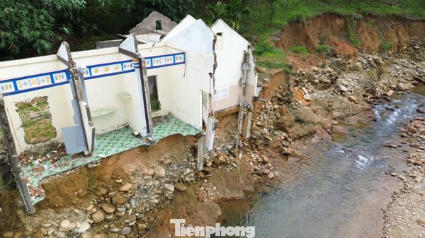 Vì sao hơn 41.000 người ở Huế có thể phải sơ tán?