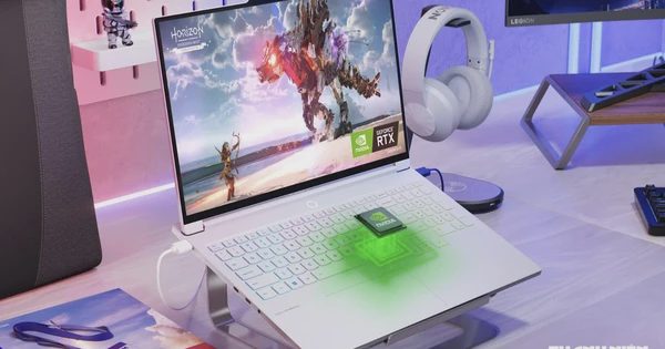 Vì sao Huawei bị cấm còn Lenovo vẫn được bán máy tính tại Mỹ?