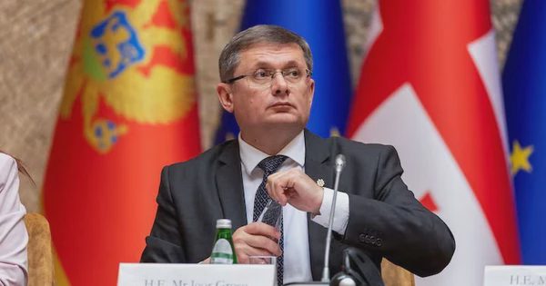 Vì sao Moldova muốn tự sản xuất vũ khí?