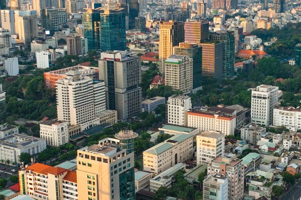Vì sao ngân hàng nắm hàng triệu tỷ đồng bất động sản làm tài sản thế chấp?