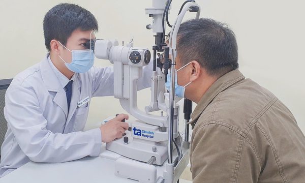 Vì sao người bệnh tiểu đường nên khám mắt định kỳ?