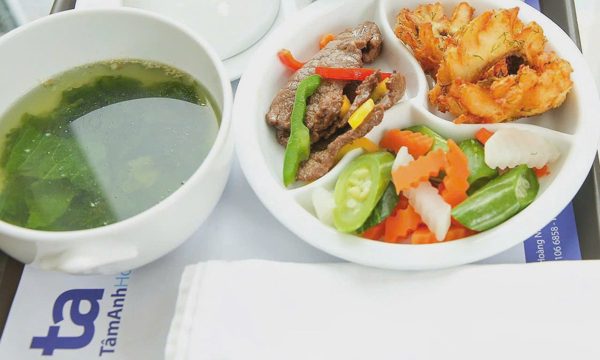 Vì sao người lớn suy dinh dưỡng dù ăn ngủ đầy đủ?