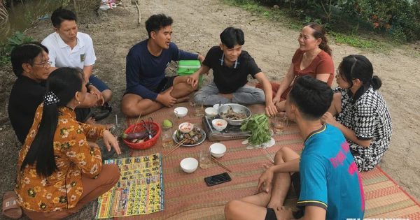 Vì sao người miền Tây thích trải chiếu đãi khách giữa sân, giữa vườn?