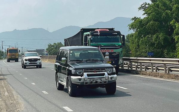 Vì sao nhiều tài xế chọn quốc lộ 1 thay vì cao tốc?