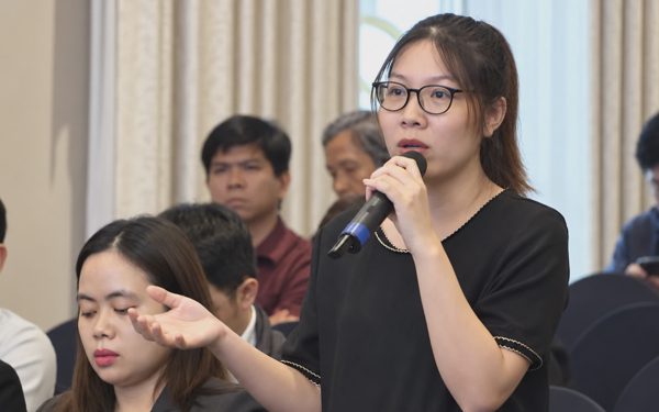 'Vì sao nộp 4 hồ sơ giống nhau, 2 được duyệt, 2 bị từ chối?'