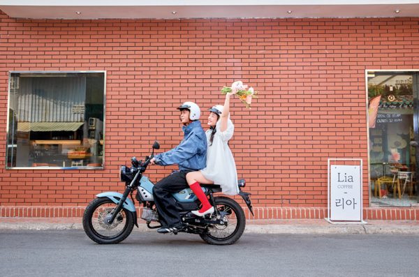 Vì sao thế hệ trẻ ngày nay vẫn bị thu hút bởi phong cách retro?