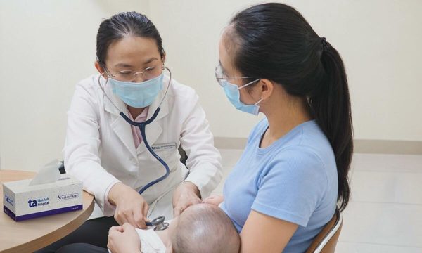 Vì sao trẻ dễ tái nhiễm virus Rhino?