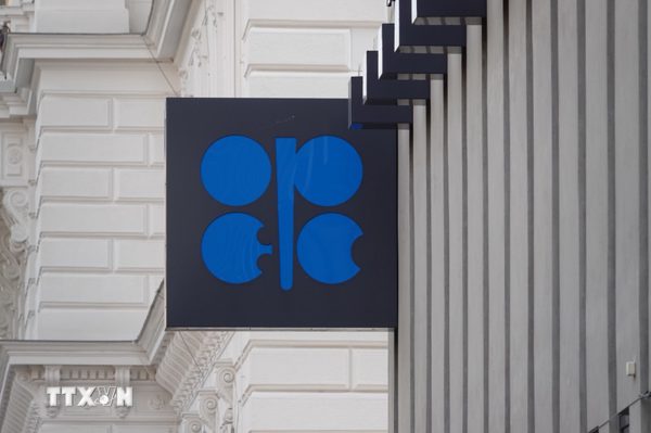 Vị thế điều tiết thị trường dầu mỏ của OPEC+ đang suy giảm