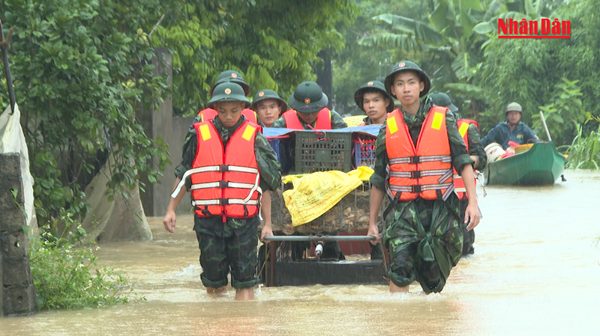 [Video] Bắc Ninh di dời 131 nhân khẩu, huy động 800 lượt người ứng phó bão số 4 tại xã Kép
