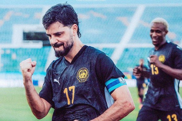 Video bóng đá Myanmar vs Malaysia: Lão tướng 37 tuổi tỏa sáng