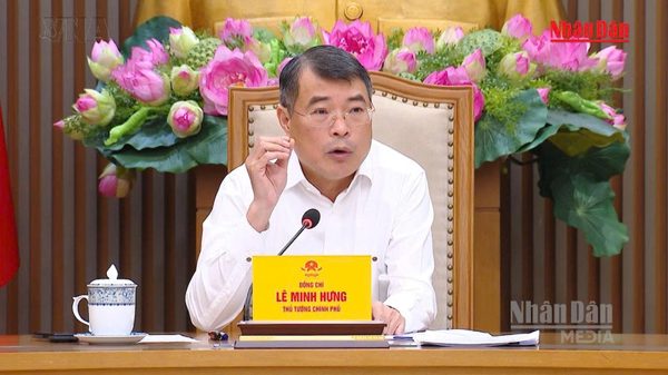 [Video] Thủ tướng Lê Minh Hưng: Dứt khoát không để các cơ sở y tế thiếu trang thiết bị, không để người dân thiếu thuốc vì vướng mắc cơ chế