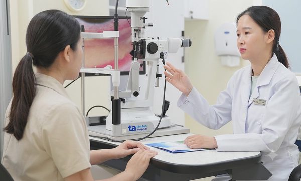 Viêm kết mạc do đồng nhiễm Adenovirus và cúm