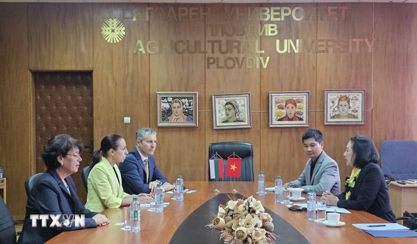 Việt Nam-Bulgaria mở rộng hợp tác nông nghiệp công nghệ cao