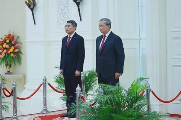Việt Nam - Campuchia phấn đấu nâng thương mại lên 20 tỷ USD