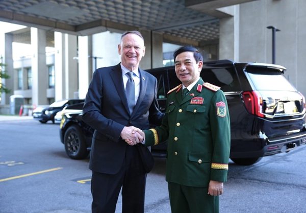 Việt Nam - Canada thúc đẩy hợp tác quốc phòng thực chất, hiệu quả