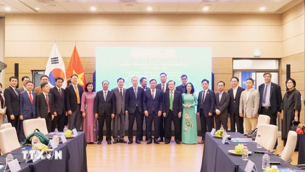 Việt Nam-Hàn Quốc tăng cường hợp tác về công nghệ tương lai và tăng trưởng xanh