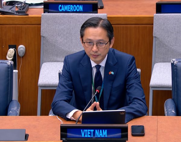 Việt Nam kêu gọi giảm rủi ro hạt nhân, kiểm soát vũ khí toàn cầu