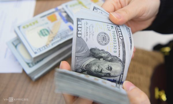Việt Nam lần đầu được một tổ chức quốc tế xếp hạng tín nhiệm mức 'đầu tư'
