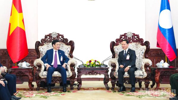 Việt Nam-Lào tăng cường gắn kết chiến lược trong hợp tác quốc phòng