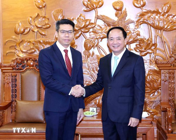 Việt Nam-Lào tăng phối hợp chống tin giả, xuyên tạc trên môi trường số