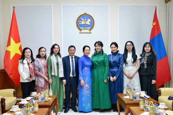 "Việt Nam luôn là người bạn, một đối tác rất đặc biệt và vô cùng quan trọng"