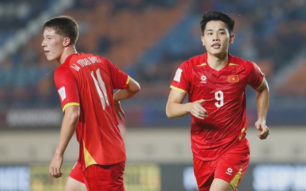 Việt Nam - Pakistan: Cơ hội cho HLV Kim Sang Sik chỉnh sửa hàng công
