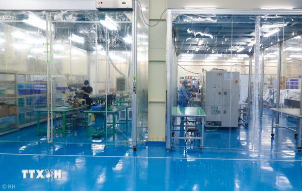 Việt Nam-Singapore thúc đẩy hợp tác đào tạo nhân lực bán dẫn