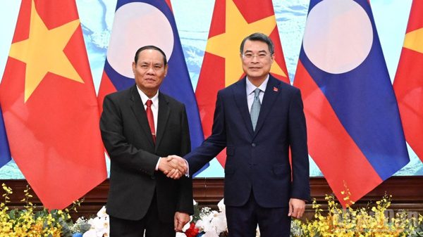 Việt Nam và Lào nỗ lực biến tinh thần “gắn kết chiến lược” thành các công trình, dự án và lợi ích thiết thực
