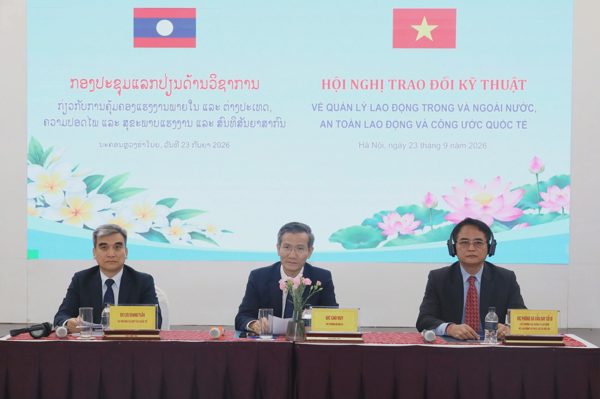 Việt Nam và Lào tăng hợp tác về số hóa quản lý lao động