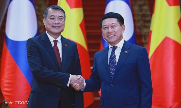 Việt Nam xây tặng Lào hai trường học trị giá 2 triệu USD