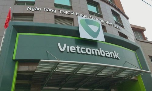 Vietcombank cảnh báo giả mạo báo chí để 'dụ' đầu tư tiền số
