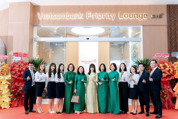 Vietcombank khai trương phòng chờ Vietcombank Priority Lounge tại Cam Ranh