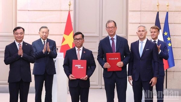 Vietjet và Thales mở rộng hợp tác hàng không công nghệ cao