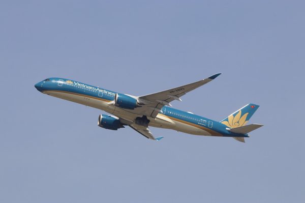 Vietnam Airlines điều chỉnh lịch bay đi, đến tại Anh do vấn đề không lưu