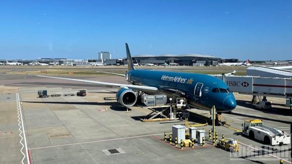 Vietnam Airlines điều chỉnh lịch bay tại Anh do vấn đề không lưu
